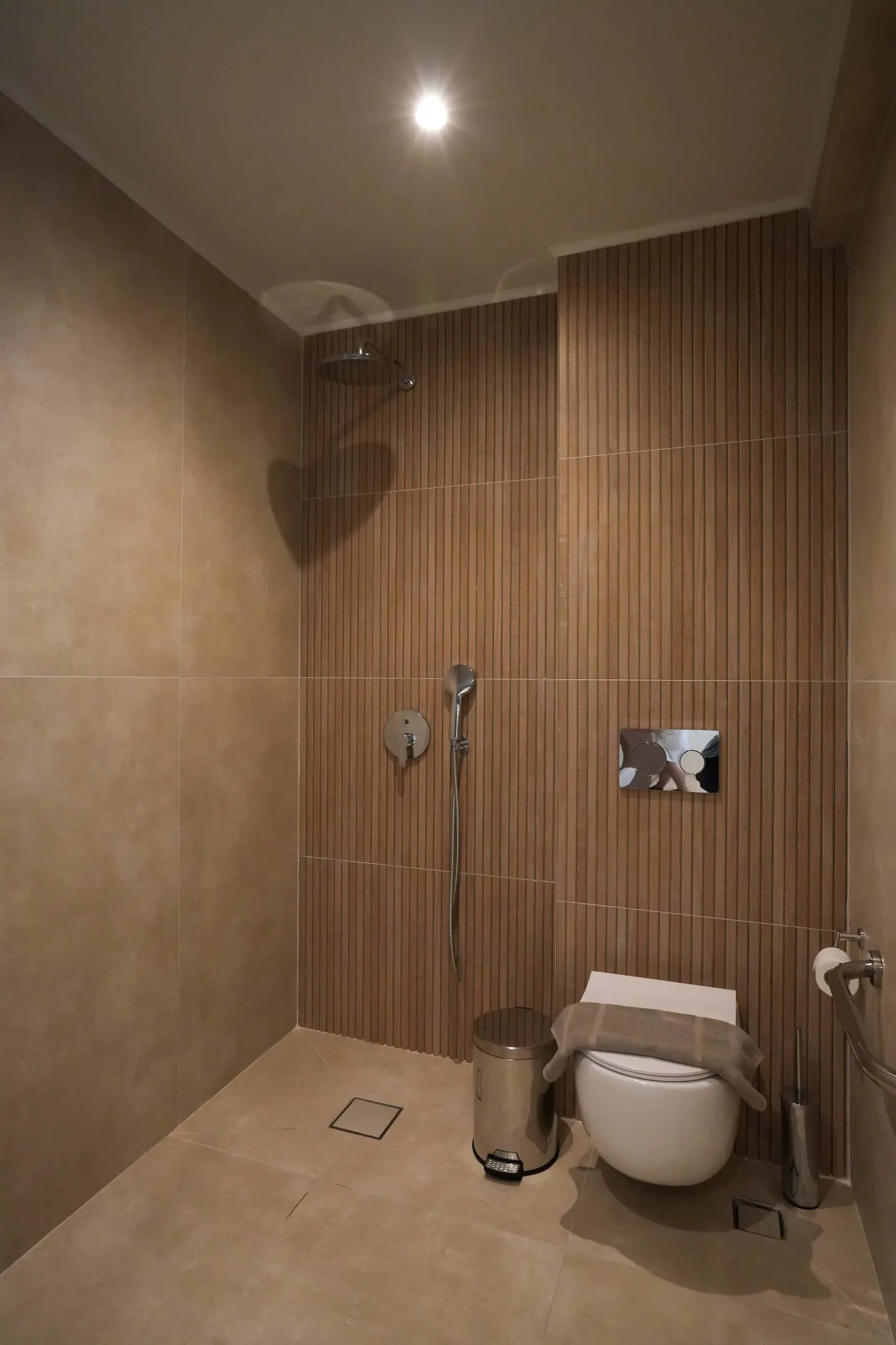 Tiara Holidays - Ethereal Thassos - Poolside Bliss Room  - bathroom